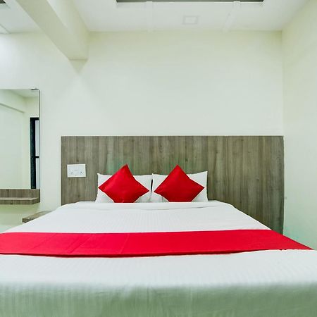 Hotel O Kunal Palace Navi Mumbai Exterior photo