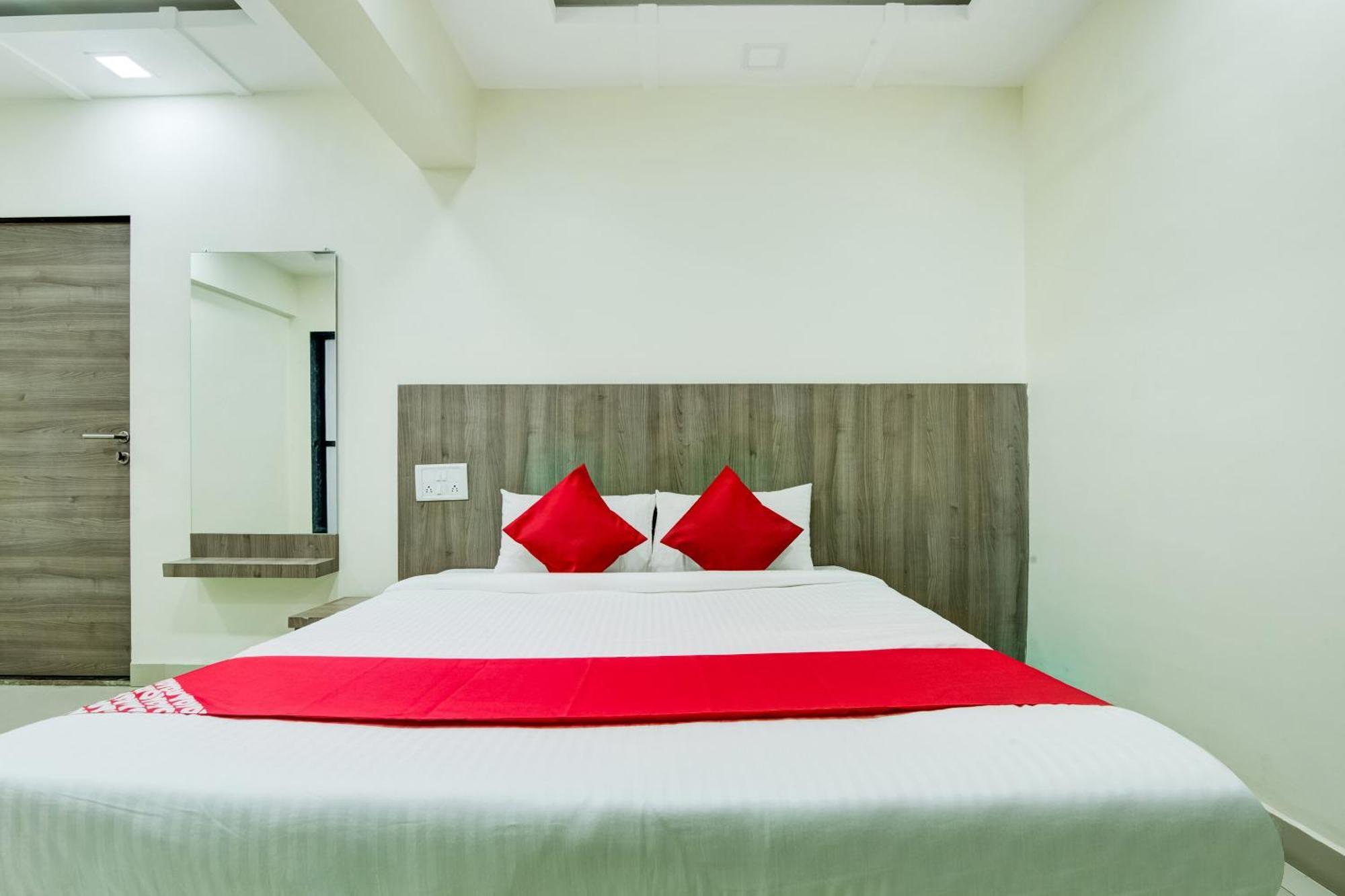 Hotel O Kunal Palace Navi Mumbai Exterior photo